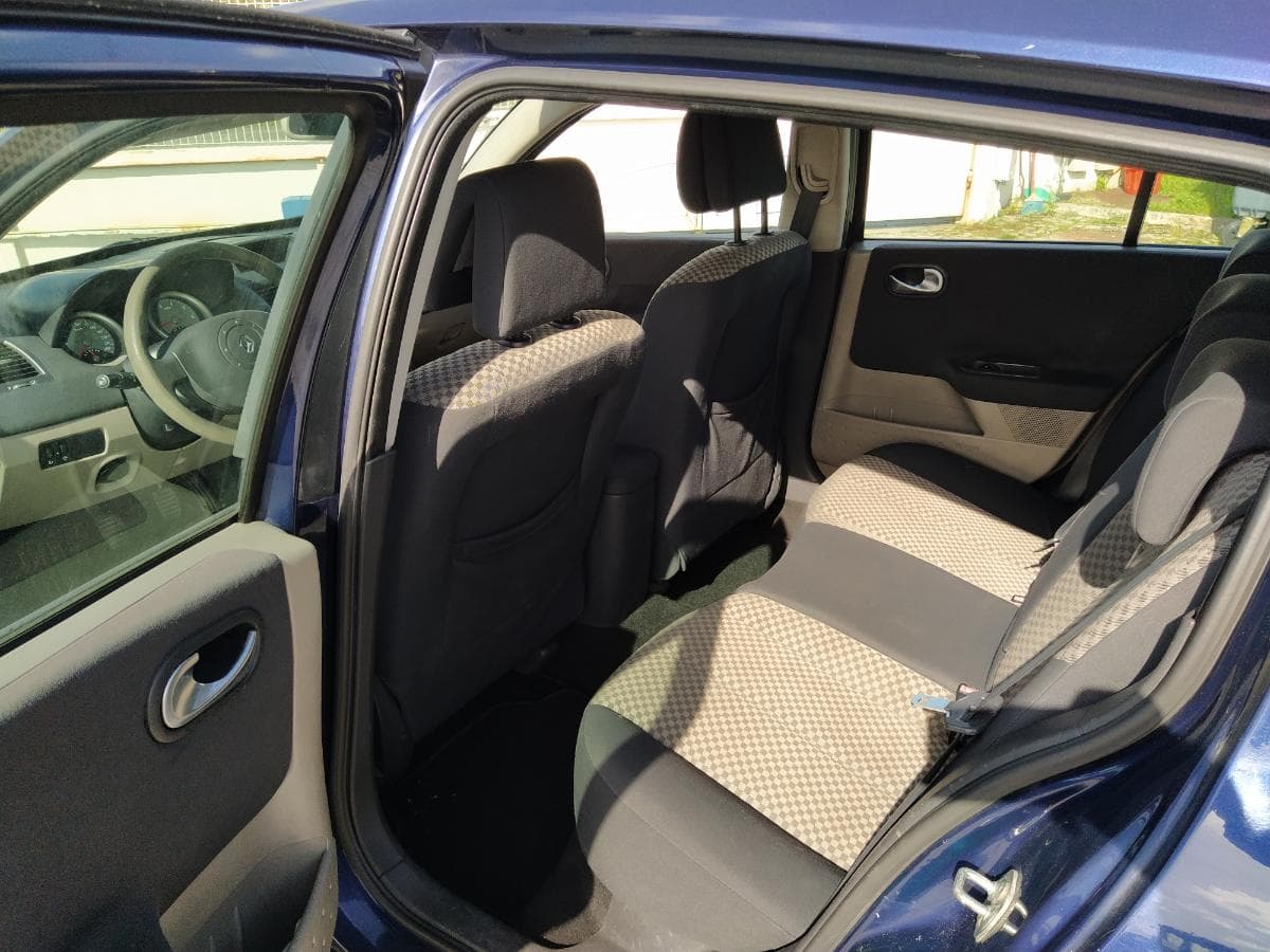 Renault Mégane 1.5 DCI · Ano 2002 — imagem 15
