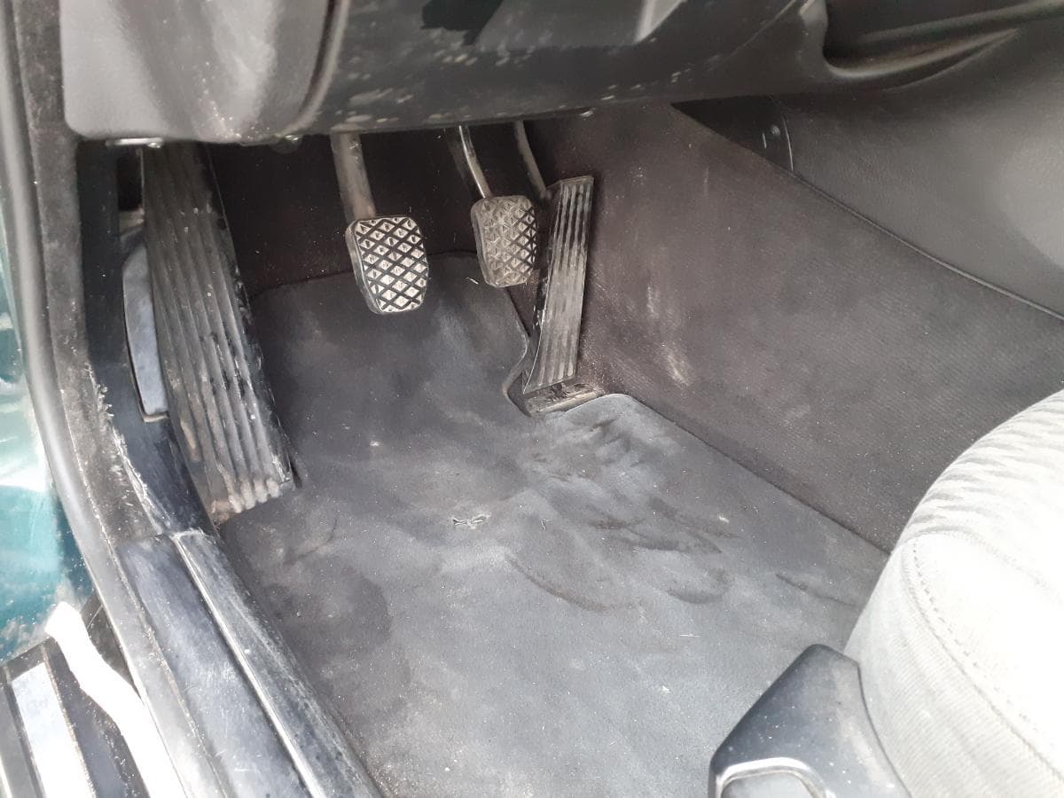 BMW 320 D · Ano 2000 — imagem 8