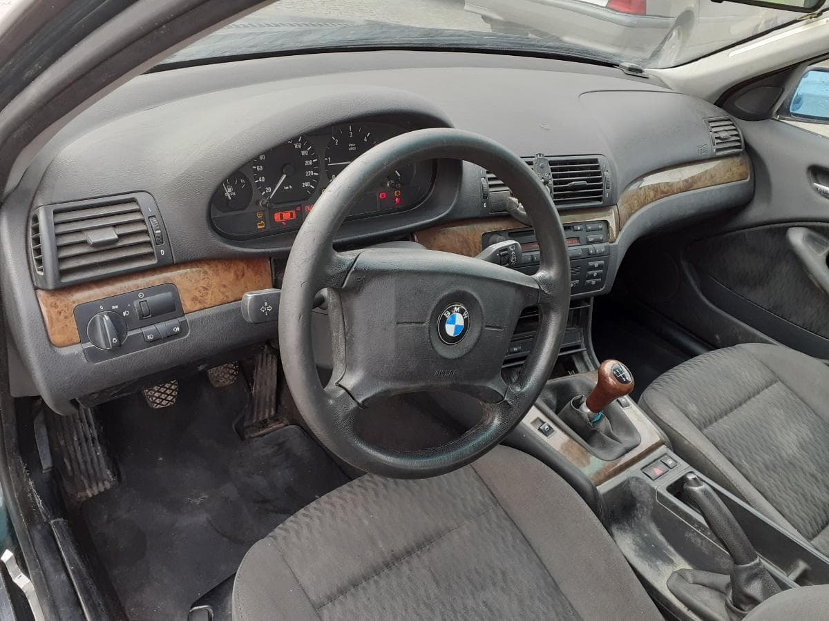 BMW 320 D · Ano 2000 — imagem 10