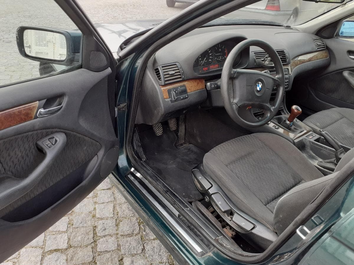 BMW 320 D · Ano 2000 — imagem 7