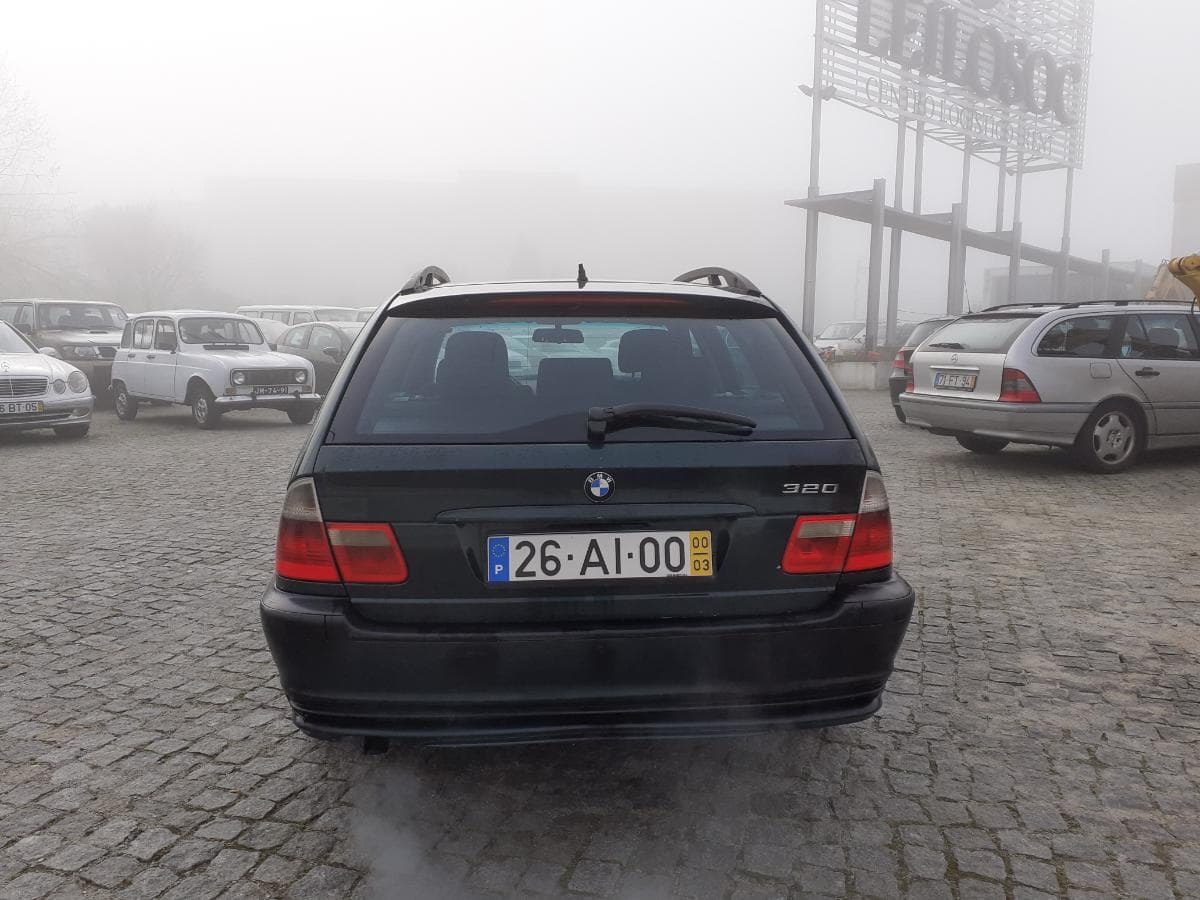 BMW 320 D · Ano 2000 — imagem 5