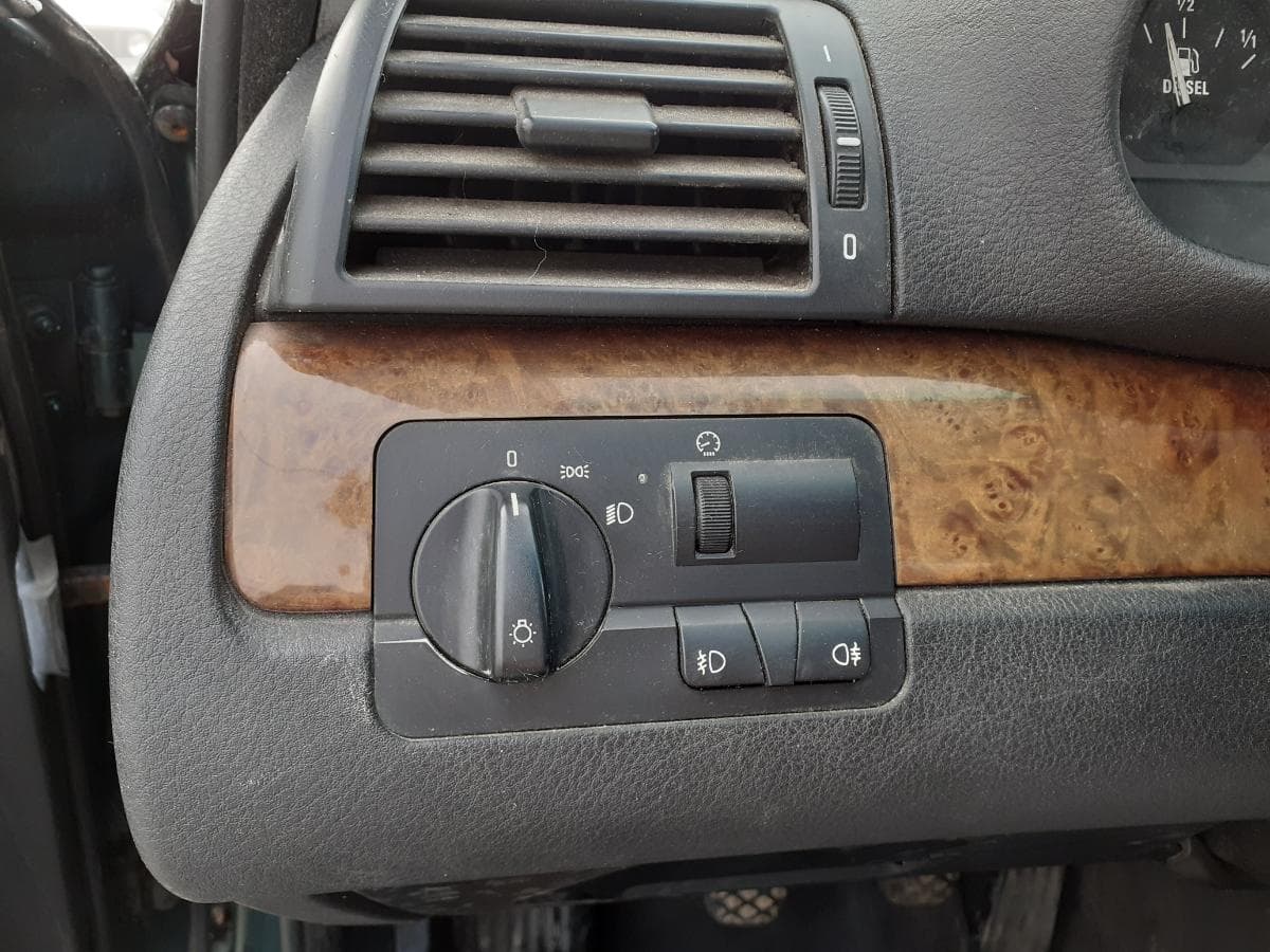 BMW 320 D · Ano 2000 — imagem 14