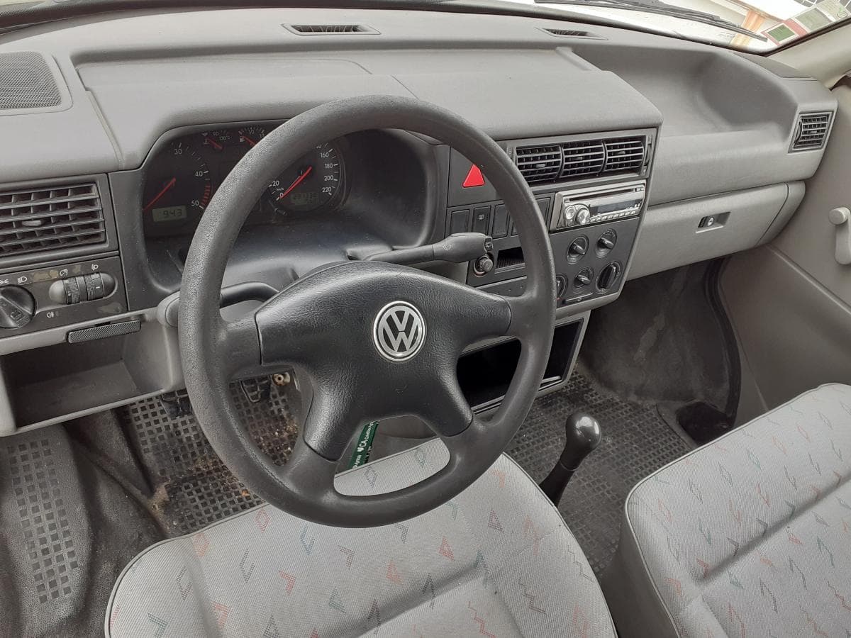 Volkswagen Transporter 2.4 D · 9 lugares · Ano 2000 — imagen 10