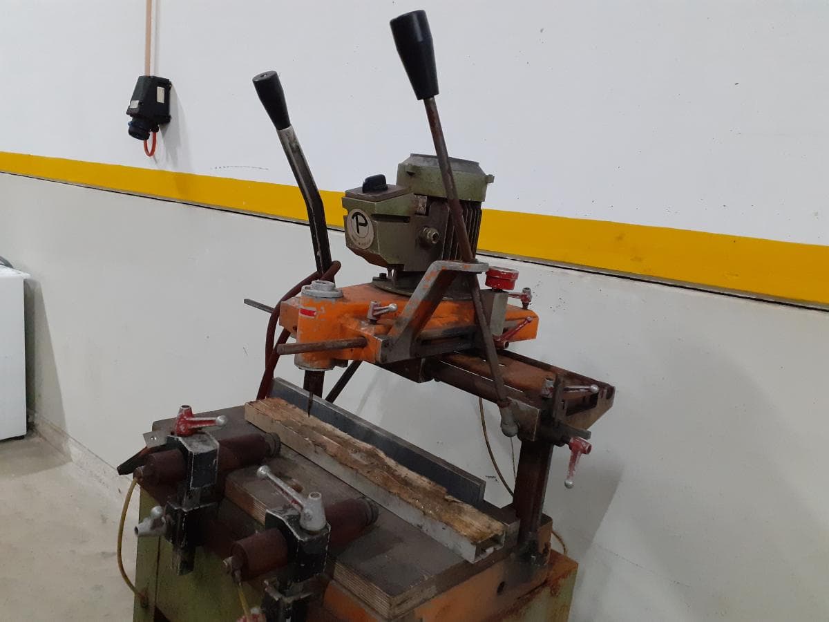 Máquina Furar TF300 — imagen 3