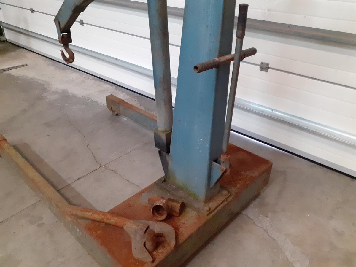 Grua de oficina — imagen 4