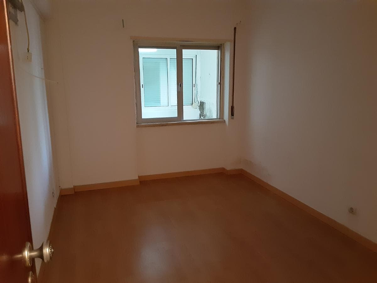 Apartamento T2 · Odivelas — image 8
