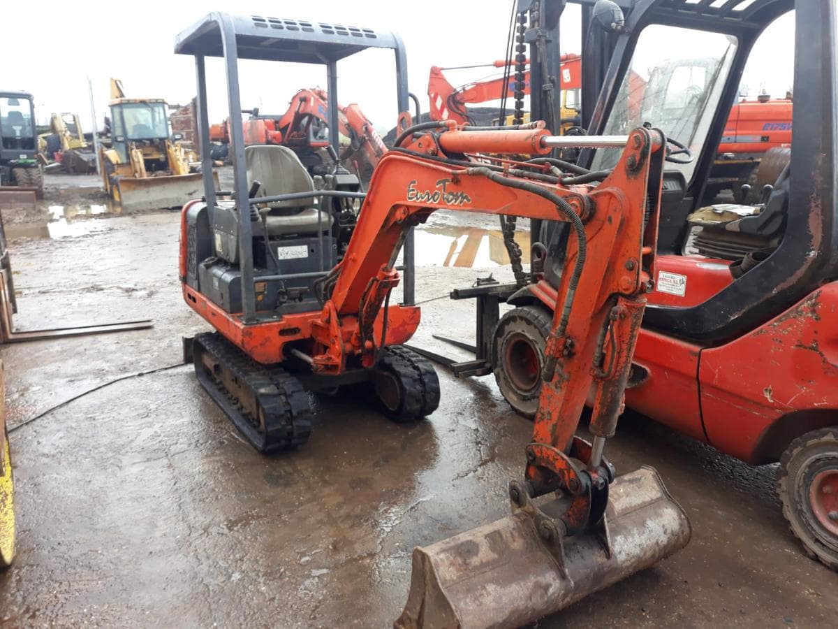 Miniexcavadora Nagano, Euro Tom Mod. TS15S