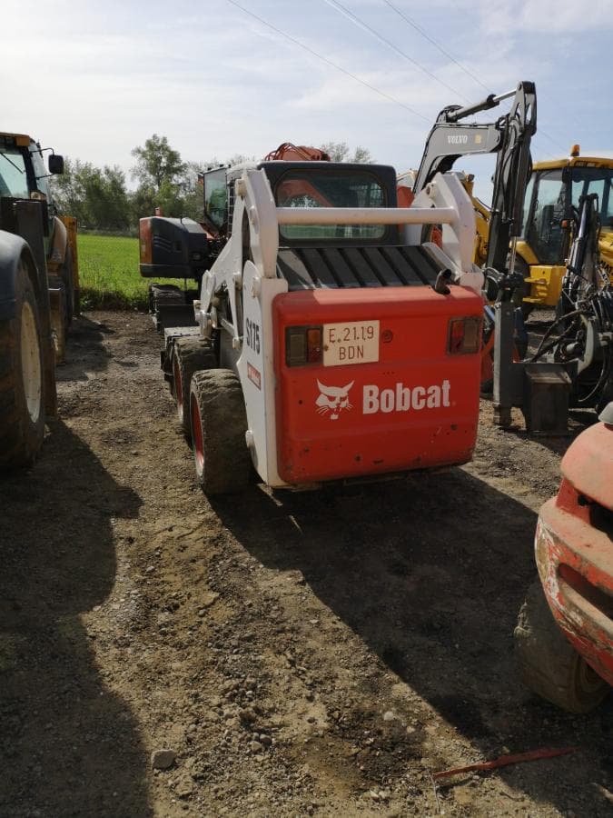 Minicargadora Bobcat S175 — imagem 2