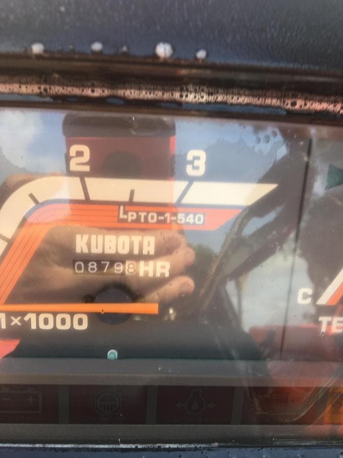 Tractor Kubota ZL1-255 — imagem 3
