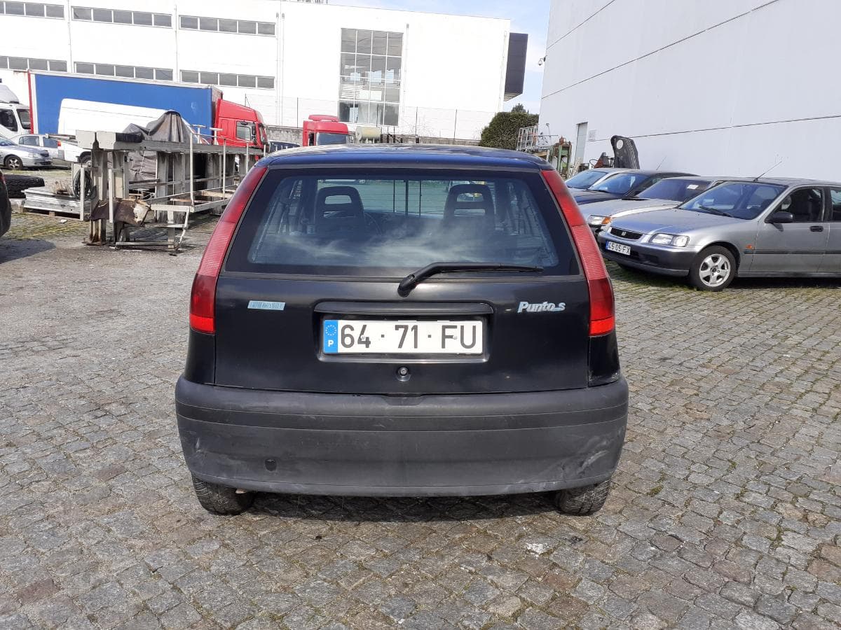 Fiat Punto D — image 6
