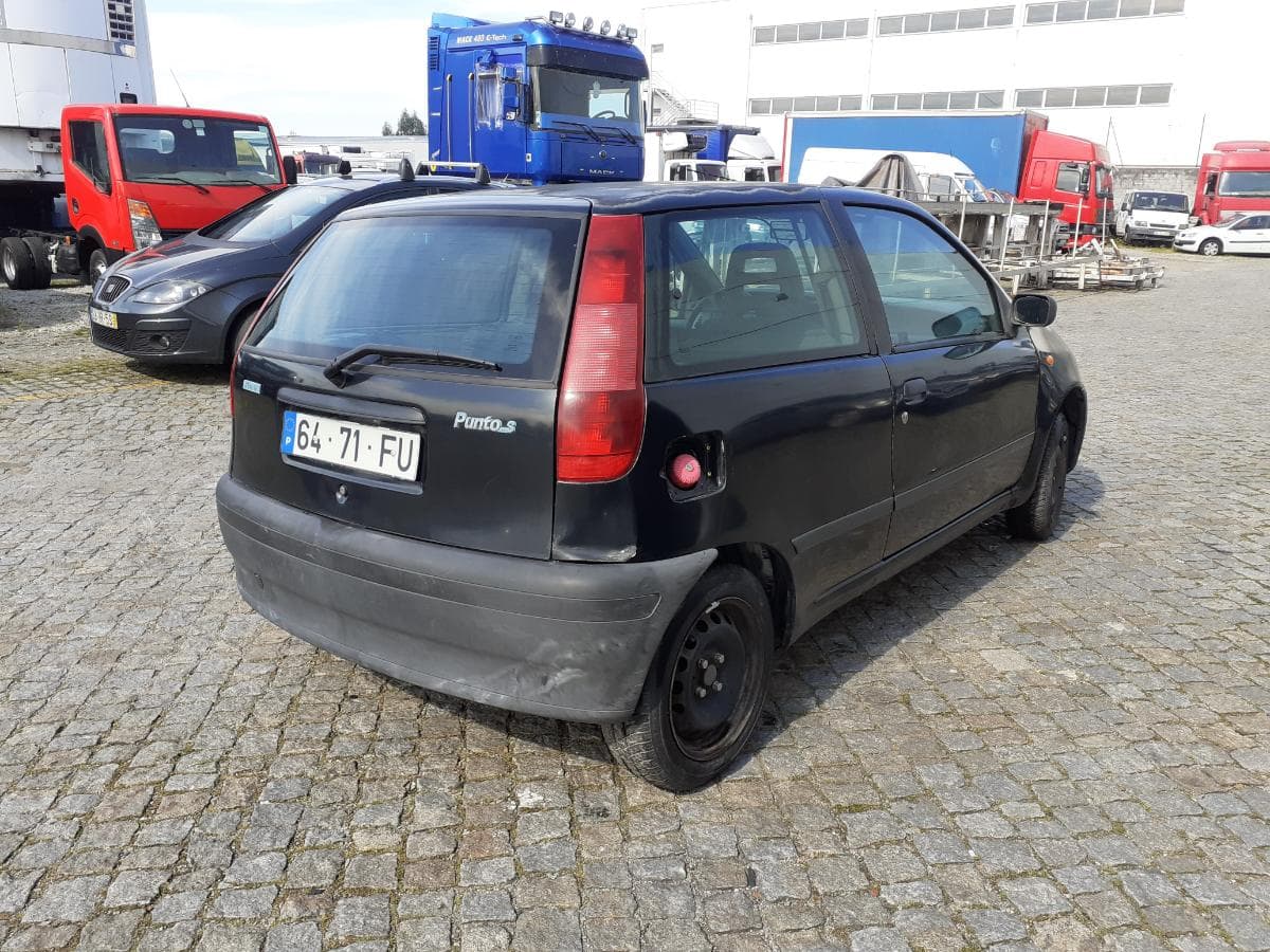 Fiat Punto D — image 5