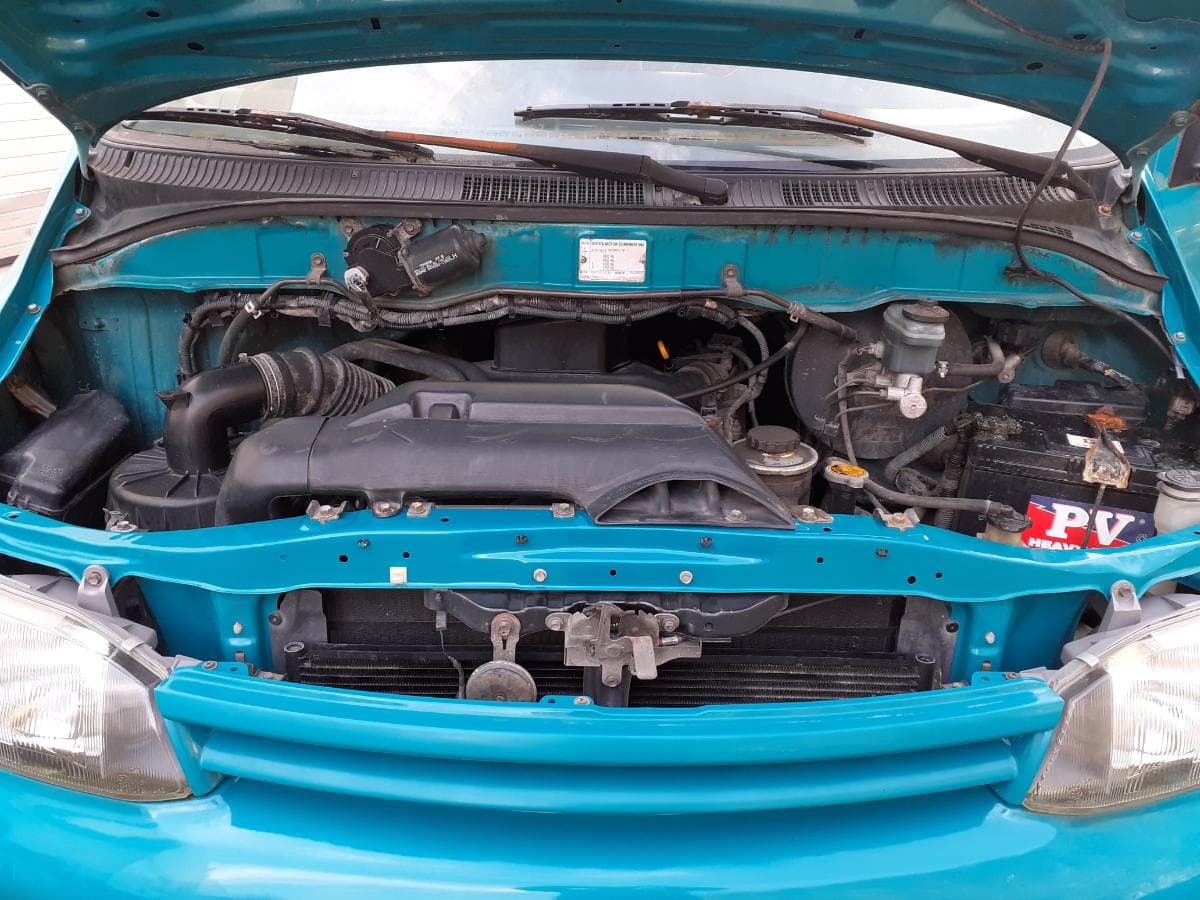 Toyota Hiace · Ano 2000 — imagen 15