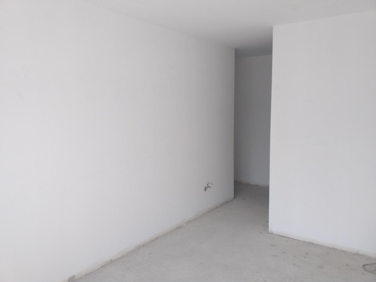 Apartamento T3 + Garagem · Chaves — imagen 3