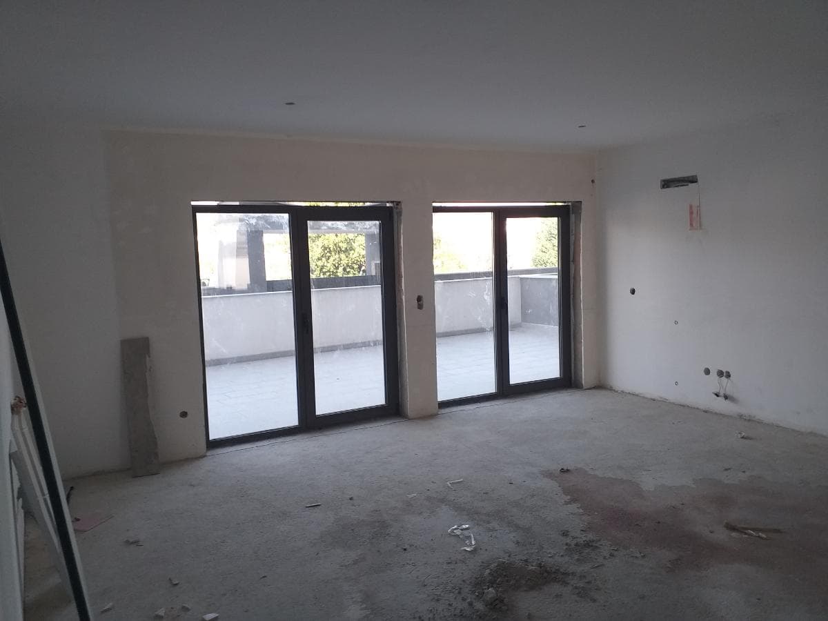Apartamento T3 + Garagem · Chaves — imagen 5