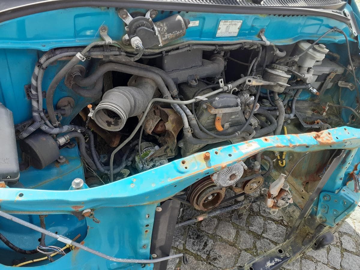 Toyota Hiace · Ano 2000 — imagem 14