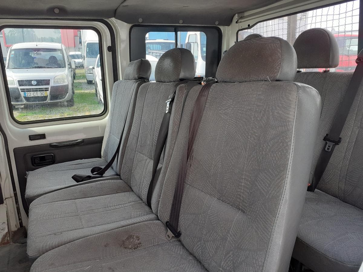 Ford Transit · Ano 2005 — imagen 12