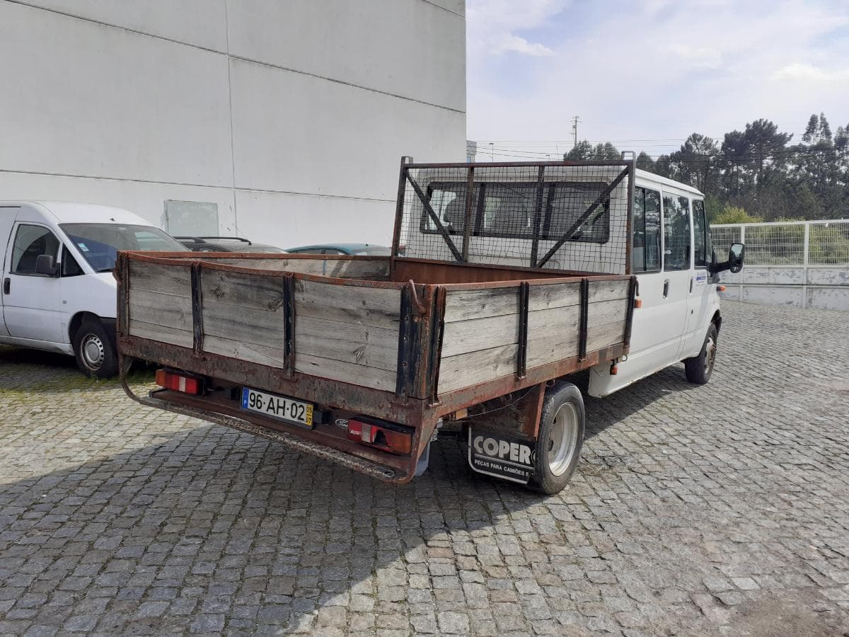 Ford Transit · Ano 2005 — imagen 4