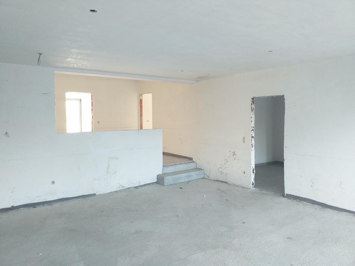 Apartamento T3 c/ Garagem · Chaves — imagen 2
