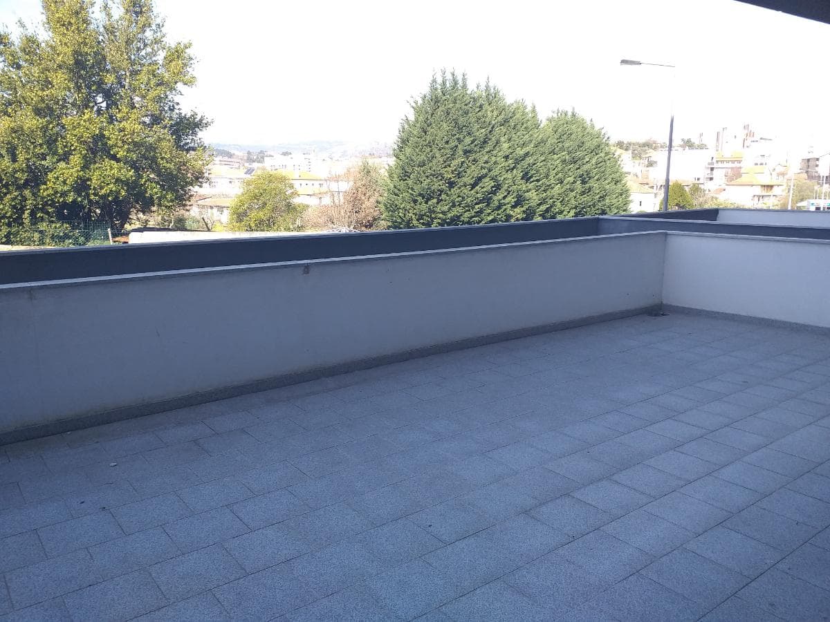 Apartamento T3 c/ Garagem · Chaves — imagen 10