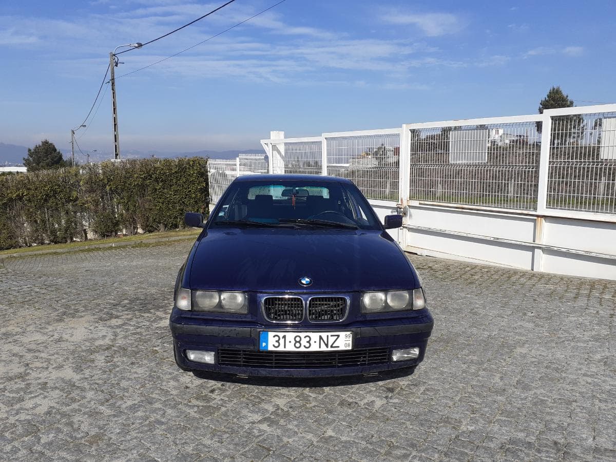 BMW 318 TDS · Ano 1999 — imagem 2
