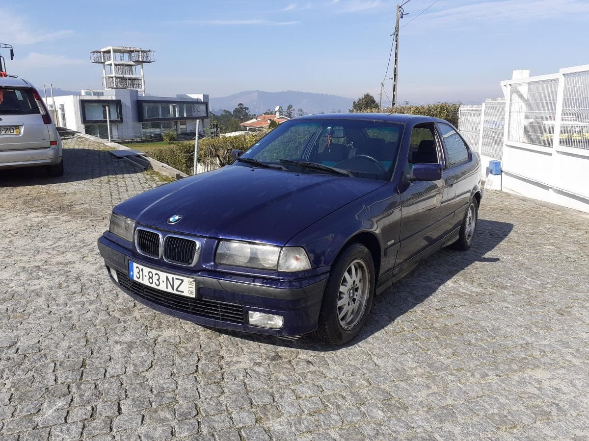 BMW 318 TDS · Ano 1999 — imagem 1
