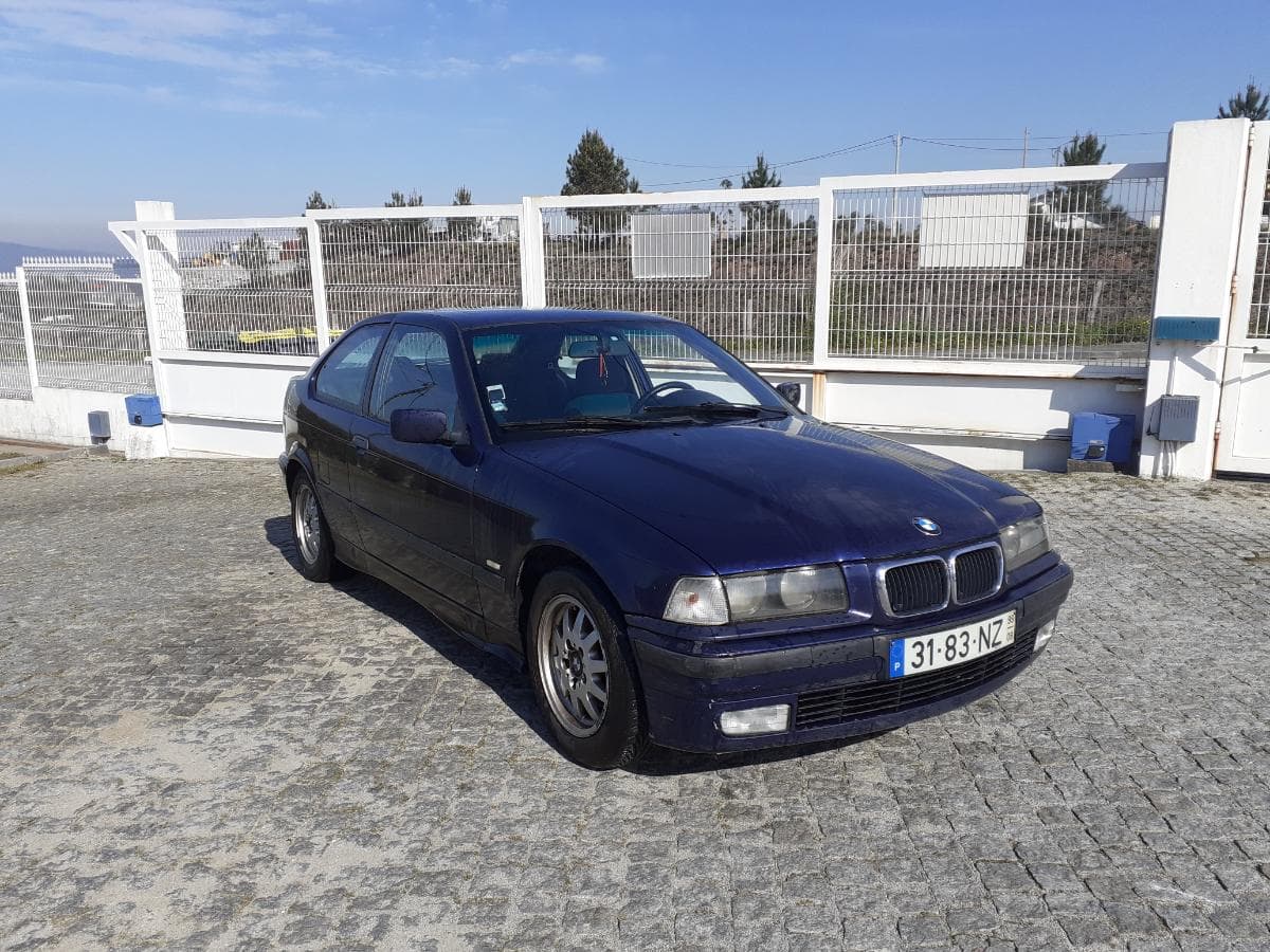 BMW 318 TDS · Ano 1999 — imagem 3