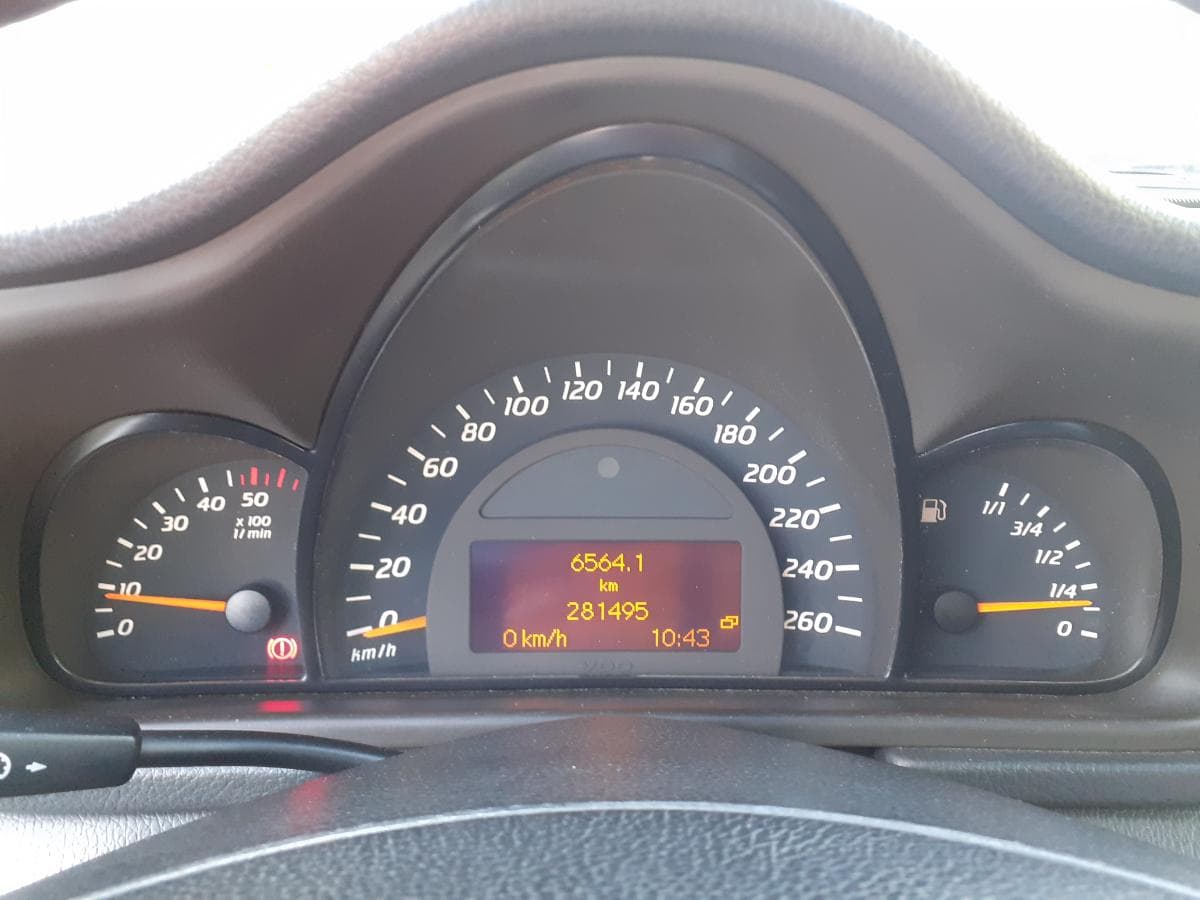 Mercedes-Benz C20 CDI · Ano 2001 — imagen 11