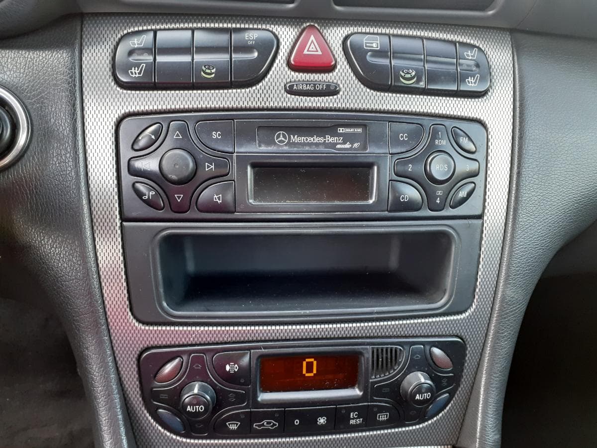 Mercedes-Benz C20 CDI · Ano 2001 — imagen 13