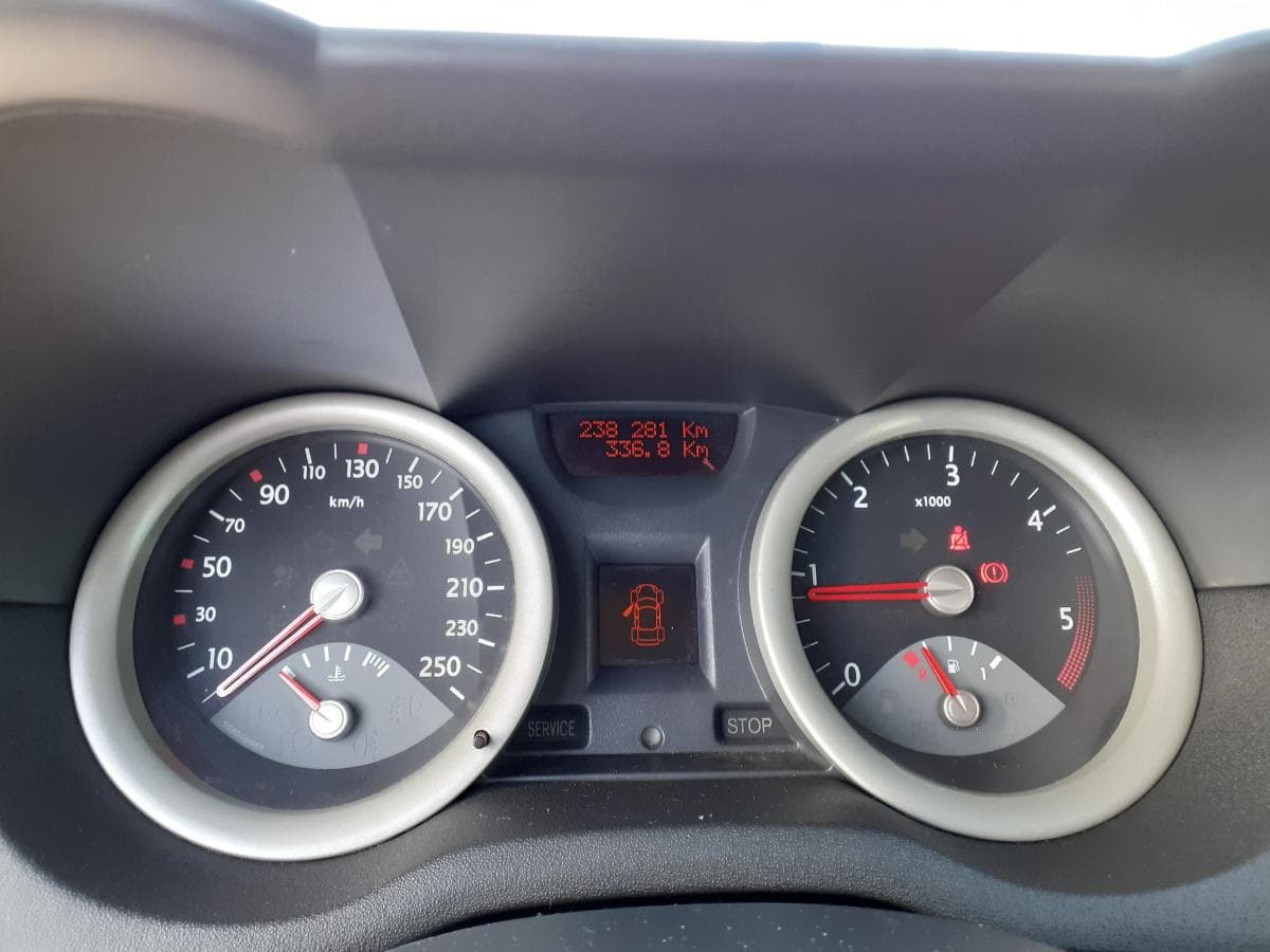Renault Mégane 1.9 DCI · Ano 2005 — imagem 14
