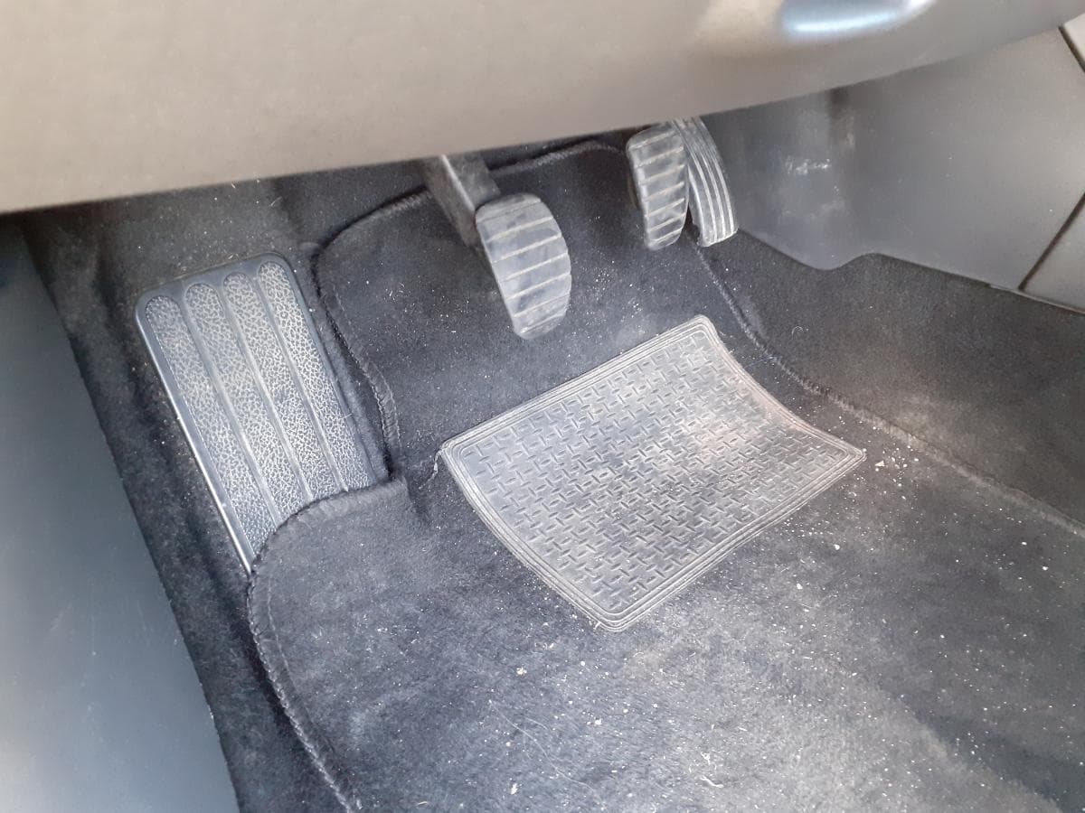 Renault Mégane 1.9 DCI · Ano 2005 — imagem 8