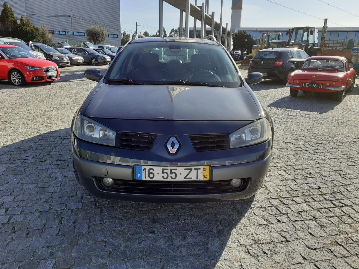 Renault Mégane 1.9 DCI · Ano 2005 — imagem 2