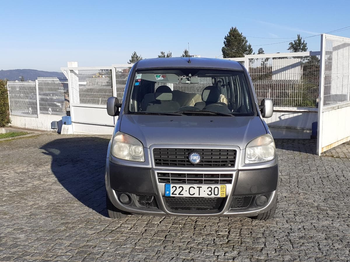 Fiat Doblo 1.3D · 7 lugares — imagen 2