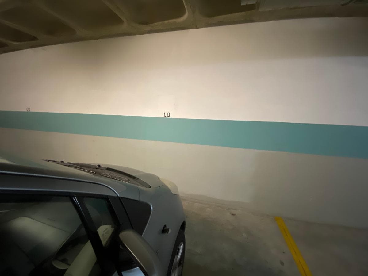 Lugar de Garagem  · Vila Nova de Gaia — imagem 2