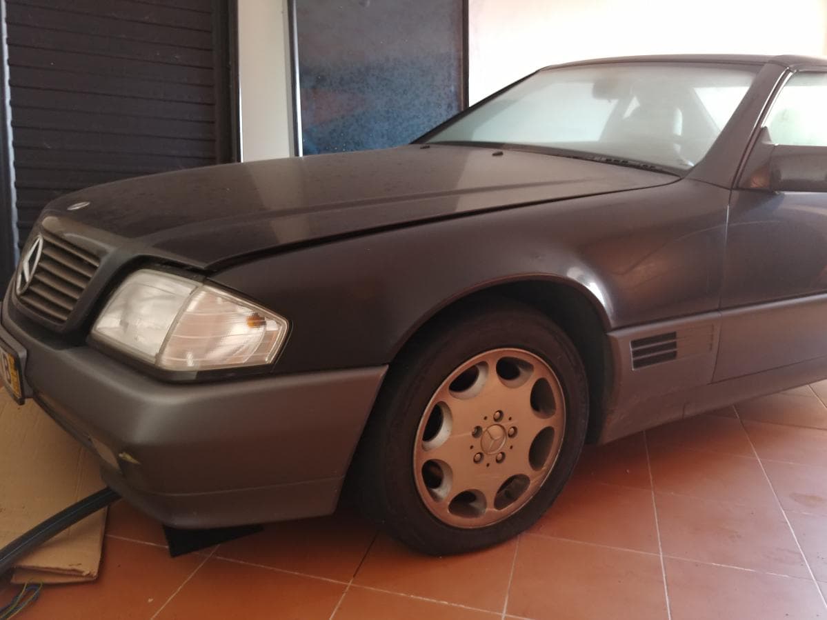 Mercedes-Benz SL 320 — image 7