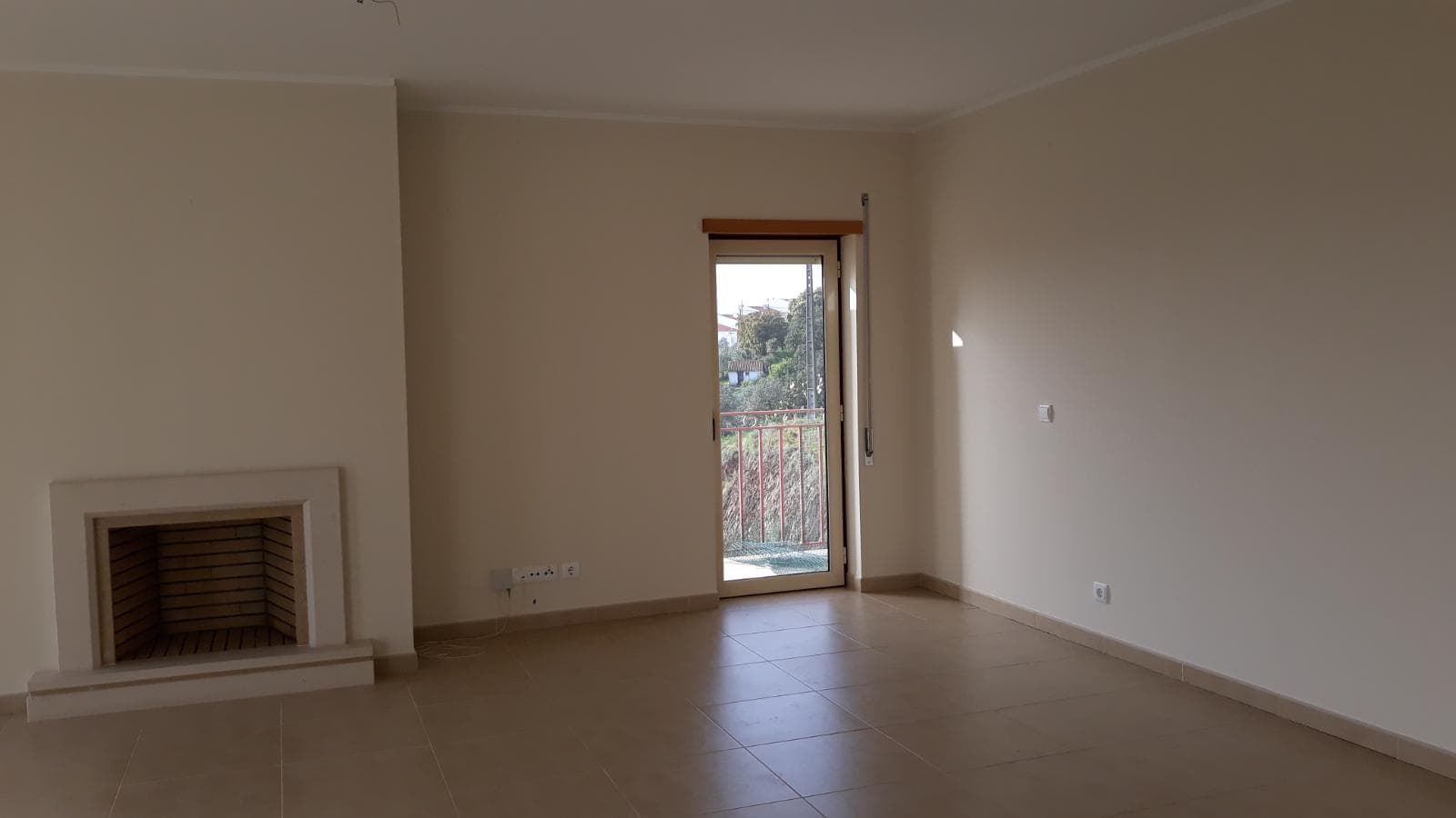 Apartamento T4 + Garagem · Portalegre — image 3