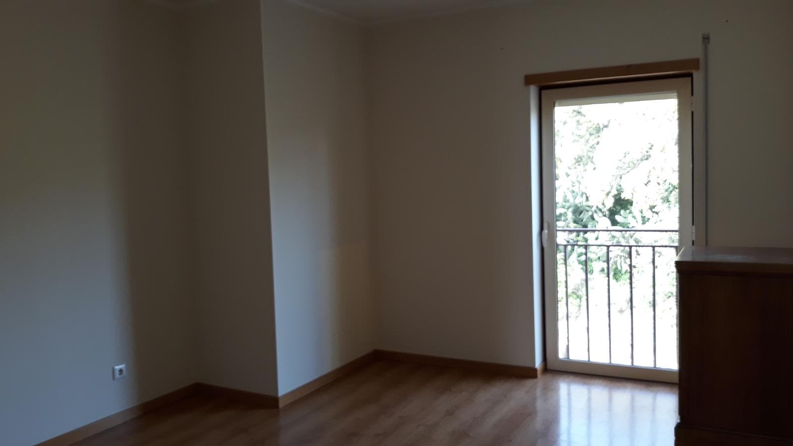 Apartamento T4 + Garagem · Portalegre — image 4