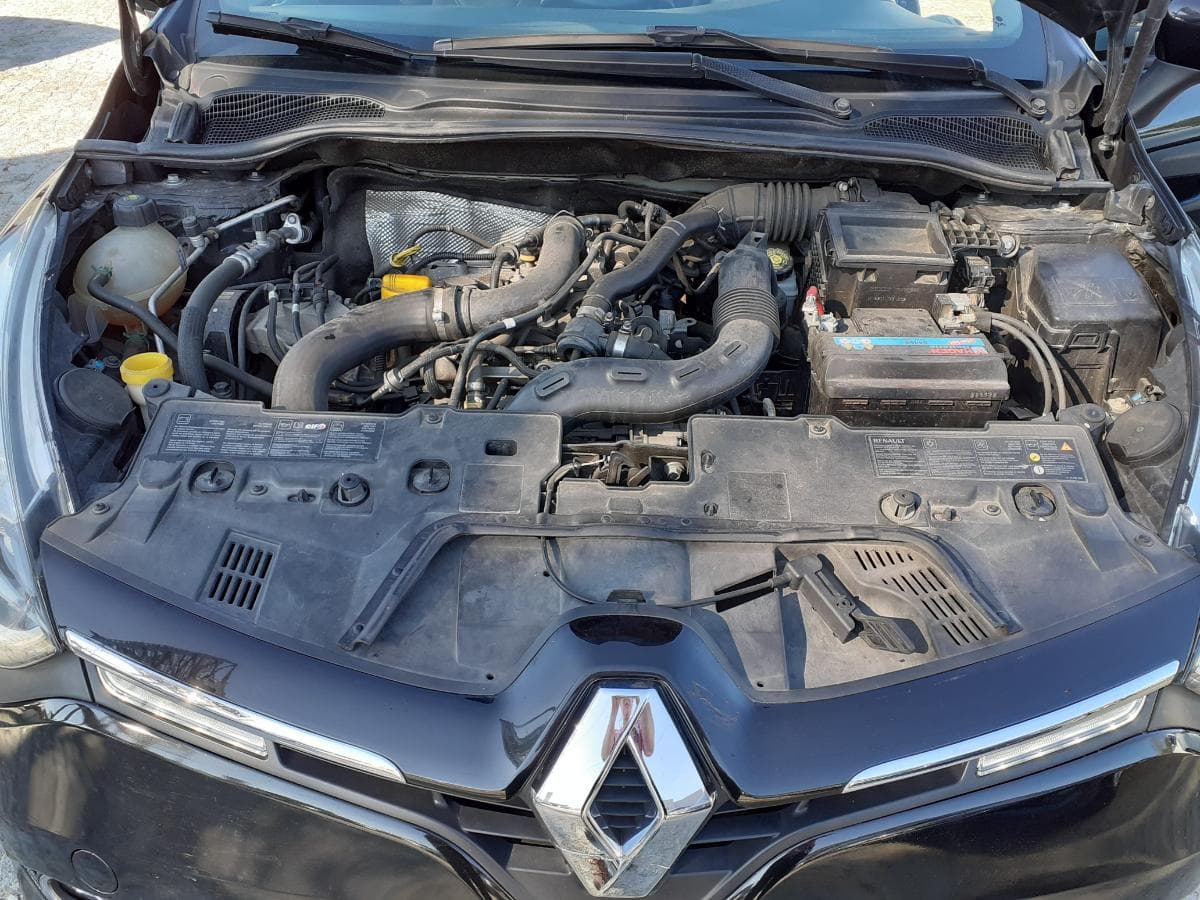 Renault Clio 0.9 TCE · Ano 2015 — imagen 17