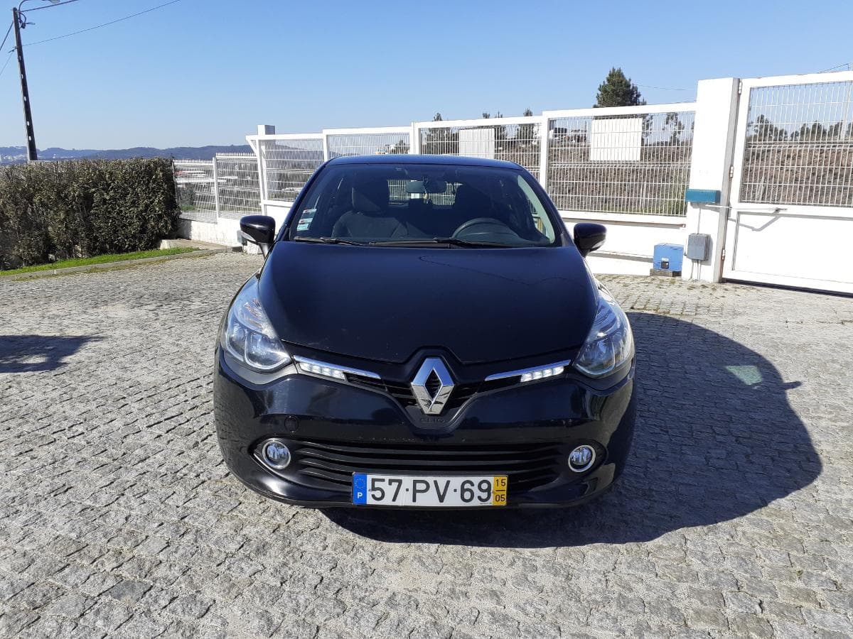Renault Clio 0.9 TCE · Ano 2015 — imagen 2