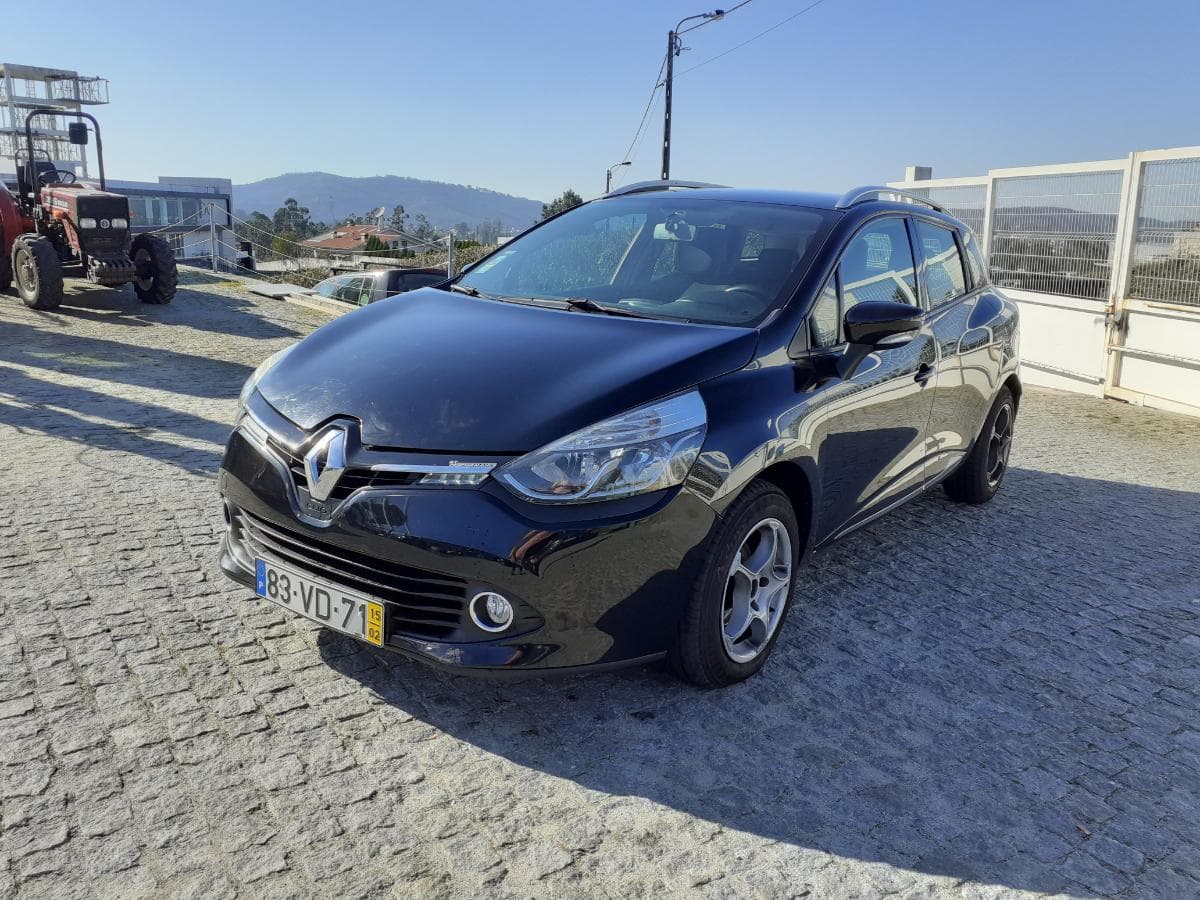 Renault Clio Break 1.5 DCI · Ano 2015 — imagem 1