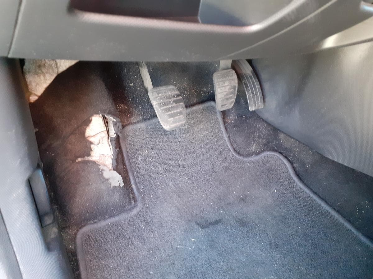 Renault Clio Break 1.5 DCI · Ano 2015 — imagem 8