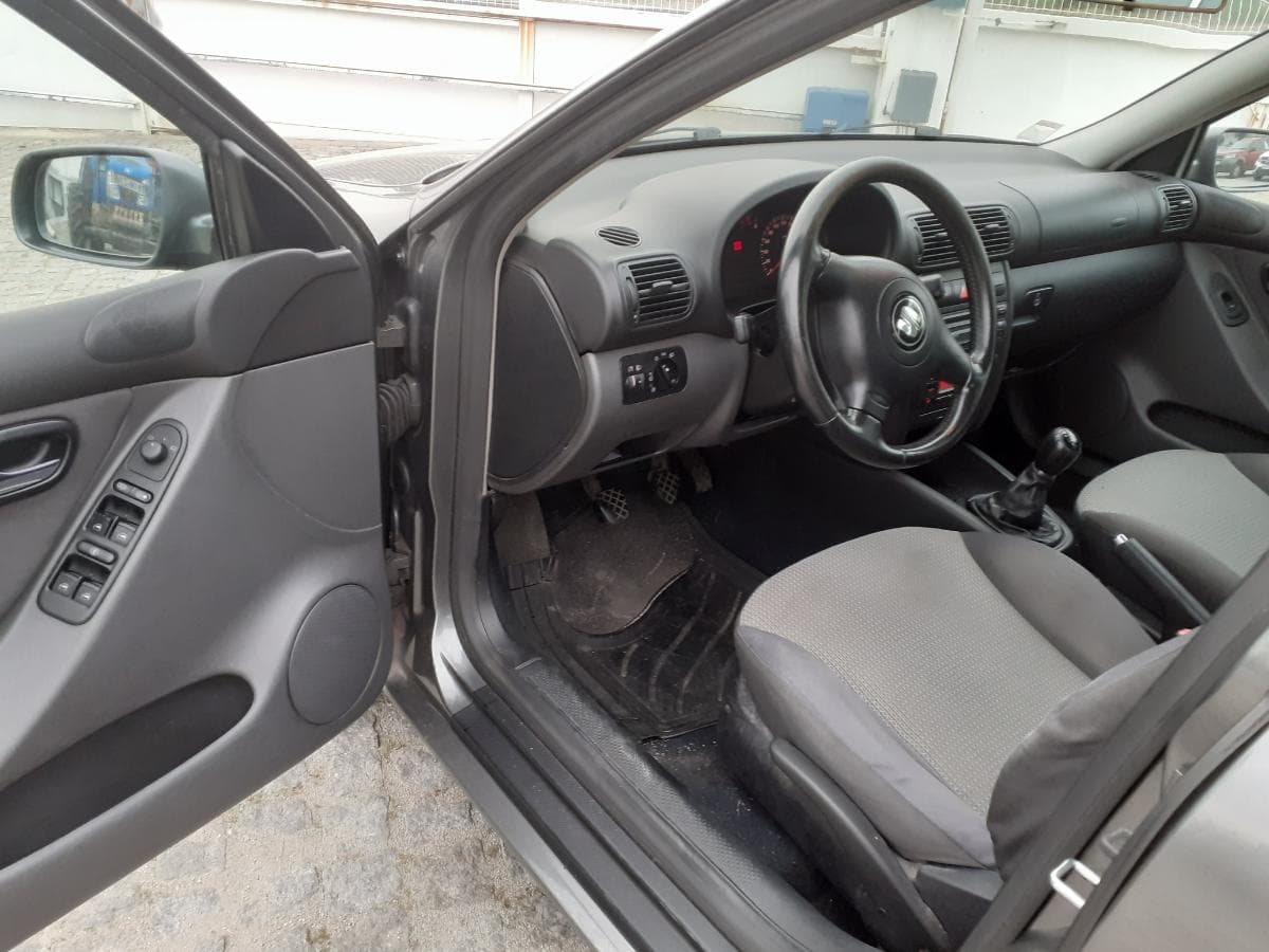 Seat Toledo 1.6 16V · Ano 2003 — imagem 7