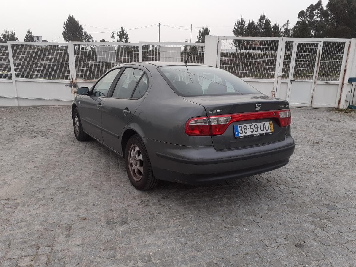 Seat Toledo 1.6 16V · Ano 2003 — imagem 6