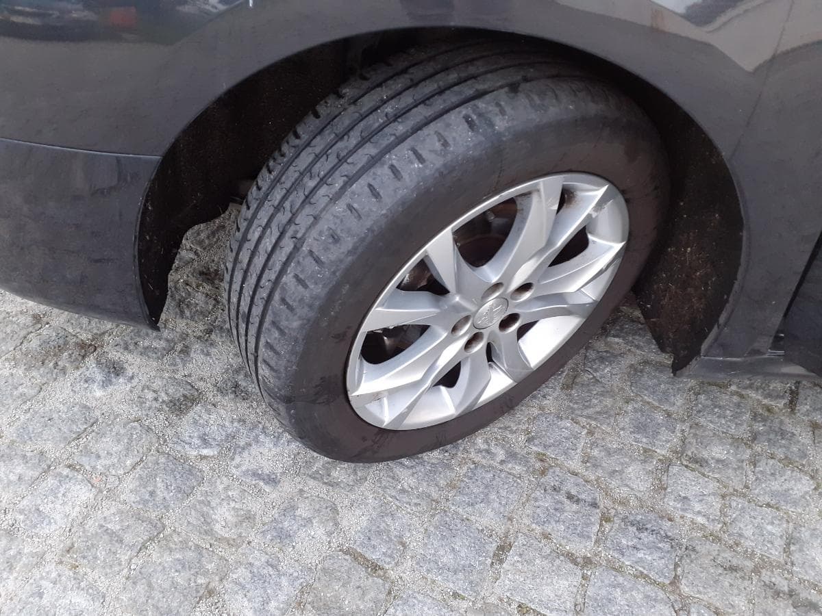 Peugeot 508 1.6 HDI SW · Ano 2014 — image 21