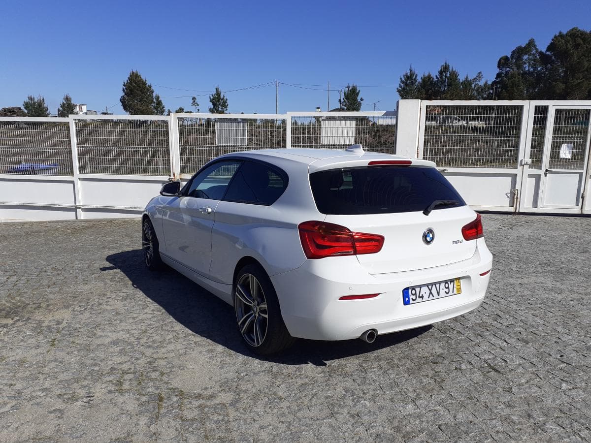 BMW 116 D · Ano 2016 — image 4