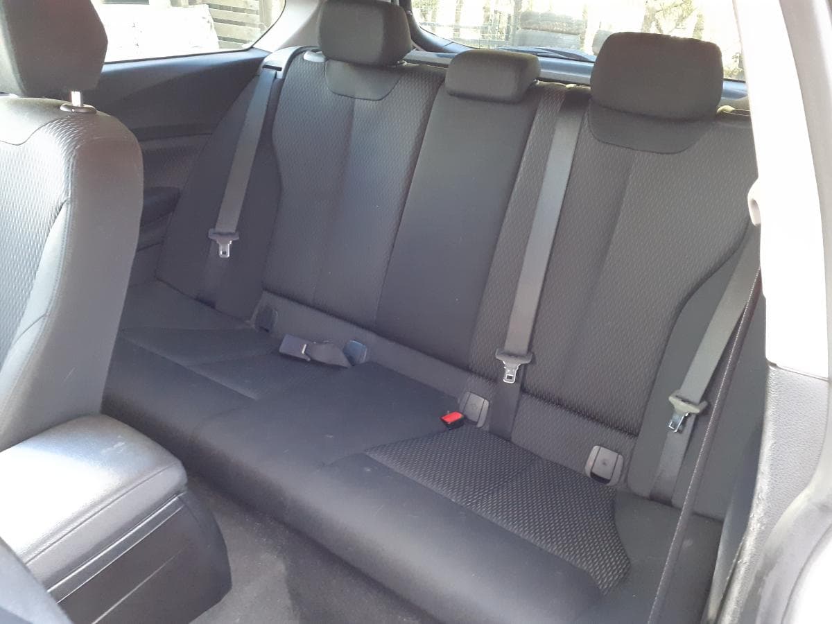 BMW 116 D · Ano 2016 — image 16