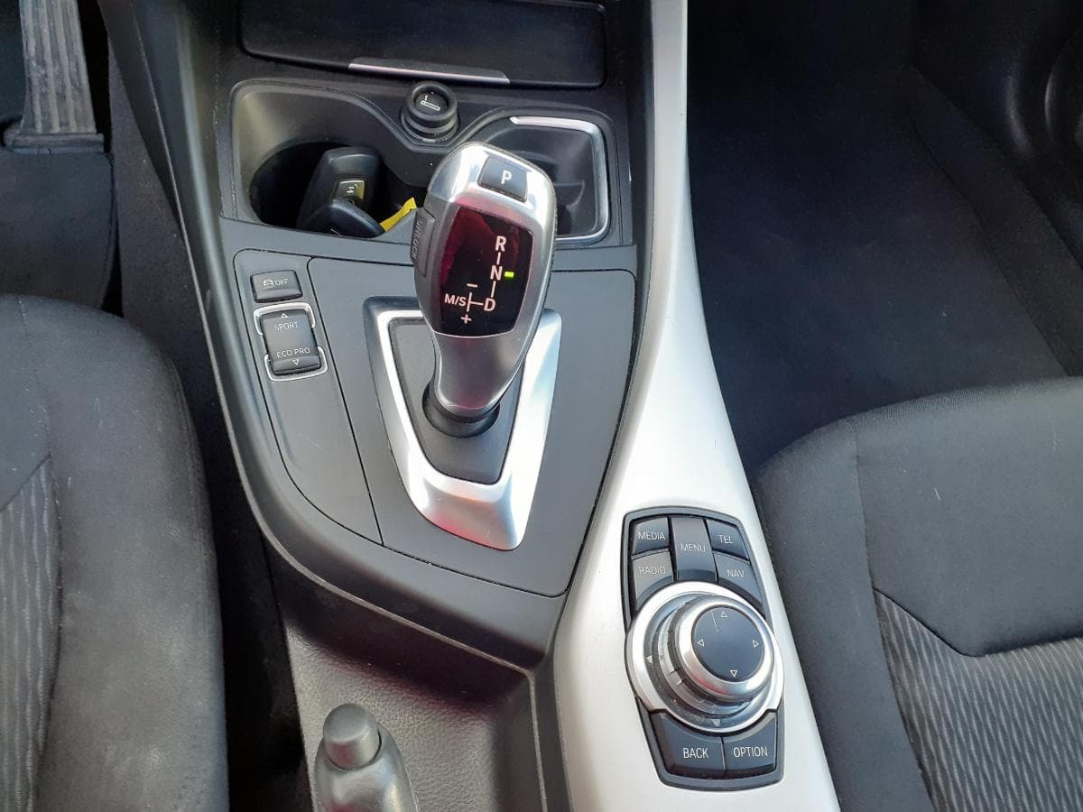 BMW 116 D · Ano 2016 — image 13