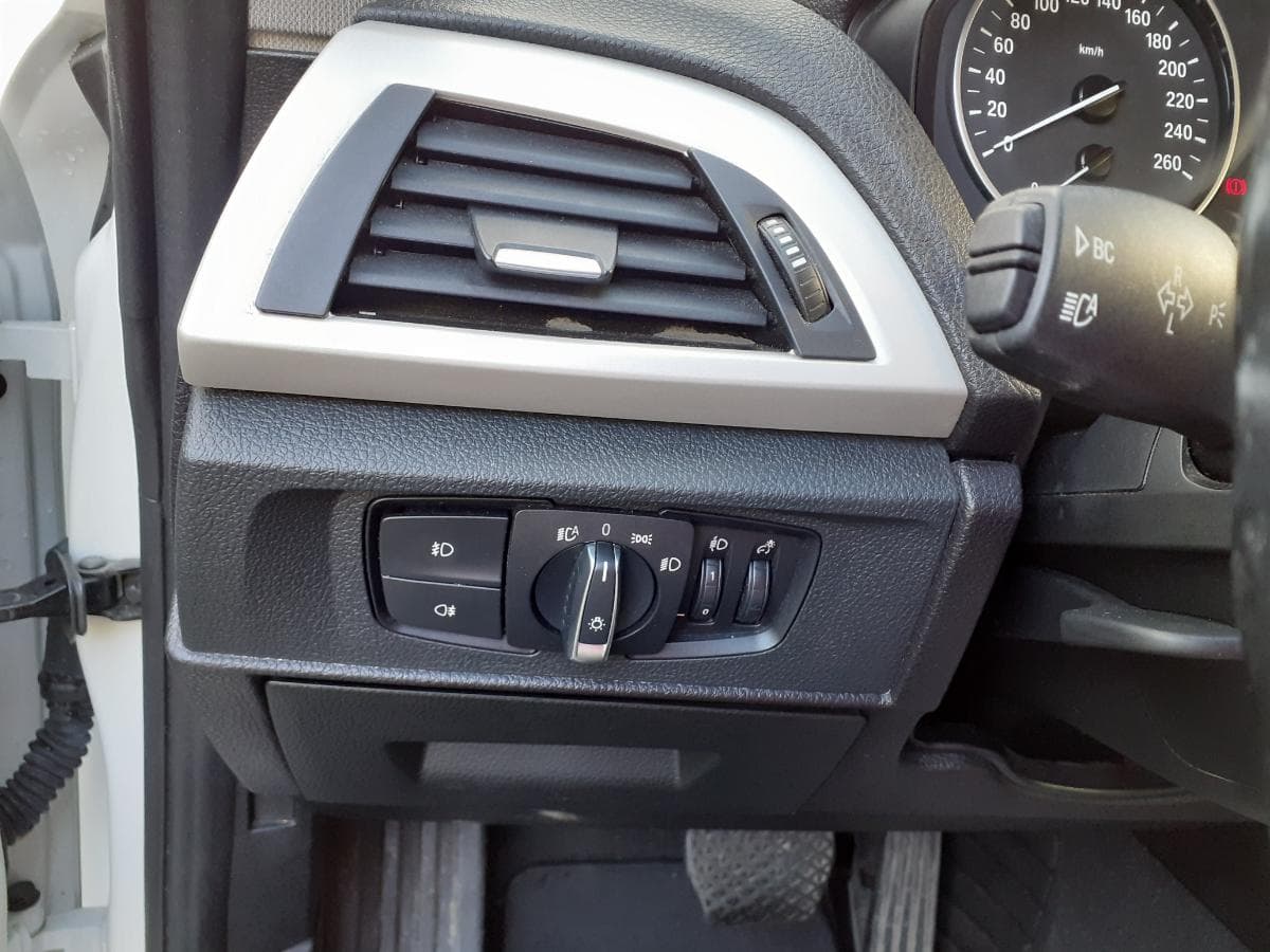 BMW 116 D · Ano 2016 — image 14
