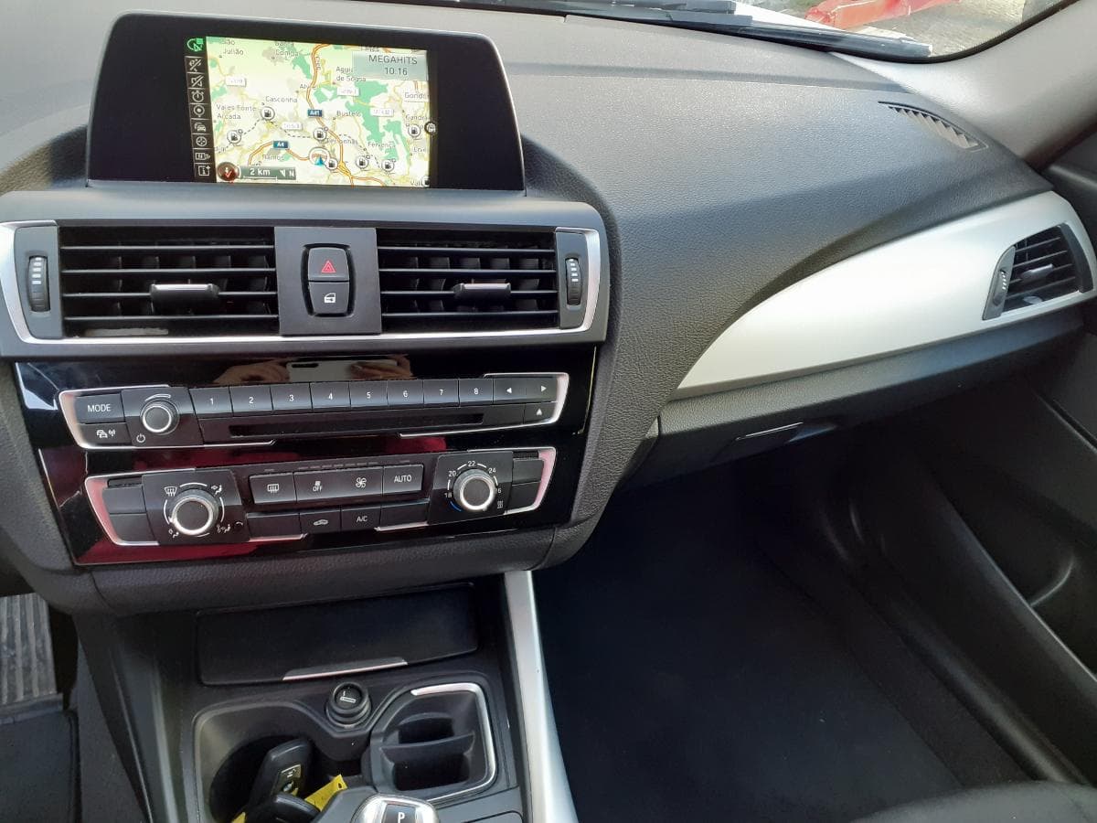 BMW 116 D · Ano 2016 — image 15