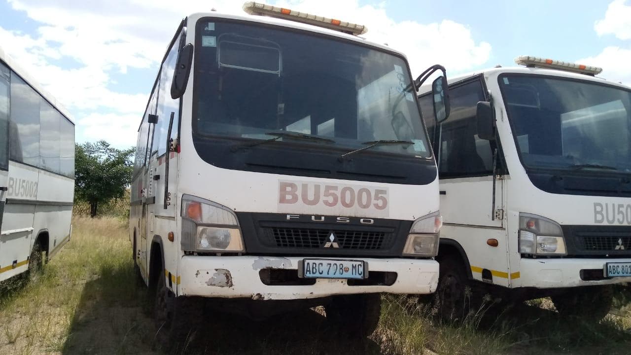 Mitsubishi Fuso · — imagen 1