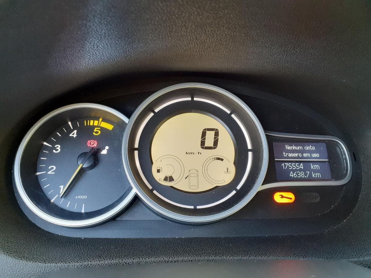 Renault Mégane 1.5 DCI · Ano 2011 — imagen 13
